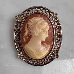 Vintage Gold-Tone Metal Carved Resin Cameo Pin Brooch